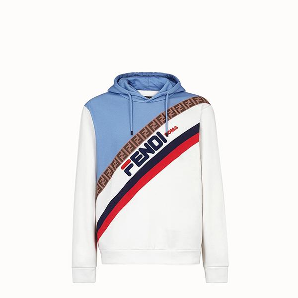 【国内完売品!!】FENDI FILA☆FFロゴ付き フードパーカー FY0945A65